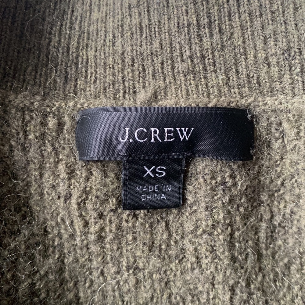 J.Crew Crewneck Cozy Sweater army green size xsmall - Picture 4 of 7
